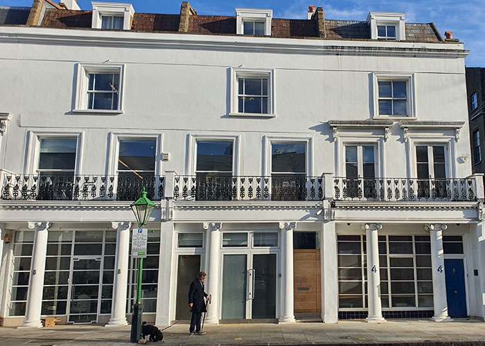 Bright Class E Office Suites To Let, 792 sq ft (73.6 sq m), First Floor, 6a Addison Avenue, Holland Park, London W11 | JMW Barnard Commercial Property Agents'; ?>